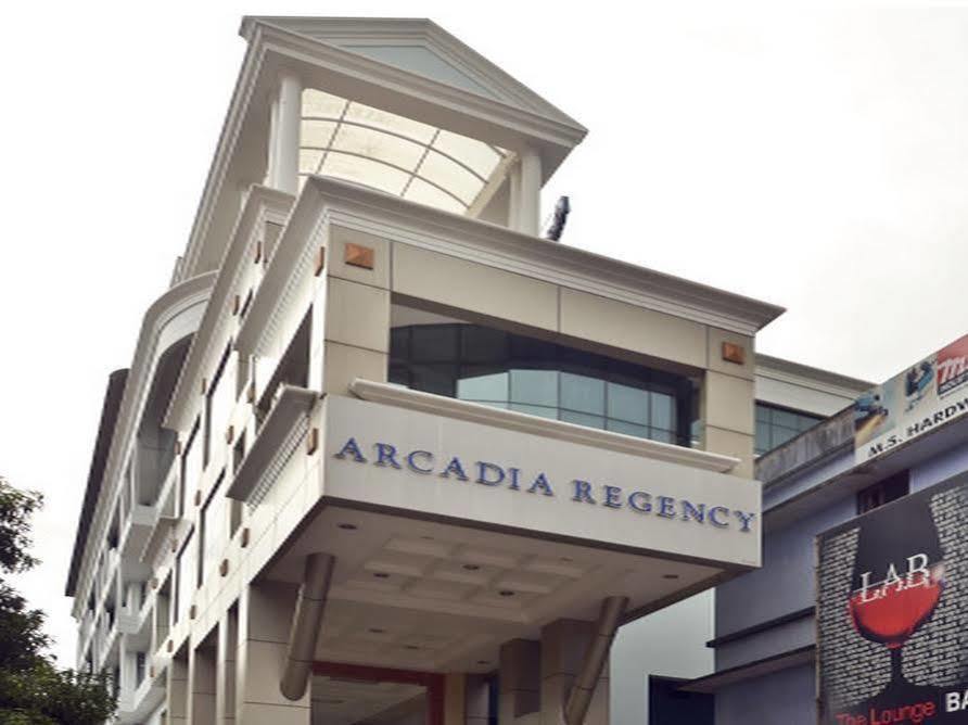 Hotel Arcadia Regency Alappuzha Kültér fotó